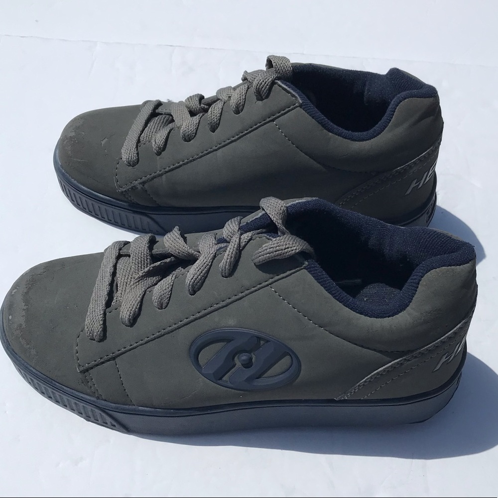 Heelys Boys Size 4